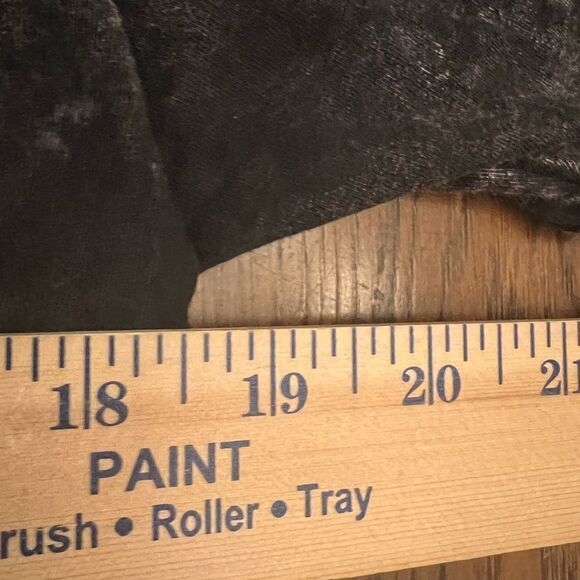 Color tone mineral wash elevation wolf T-shirt. Size M - Picture 6 of 7